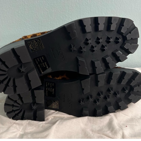 Jimmy Choo
Mava leopard print 35mm boots - Picture 10 of 10